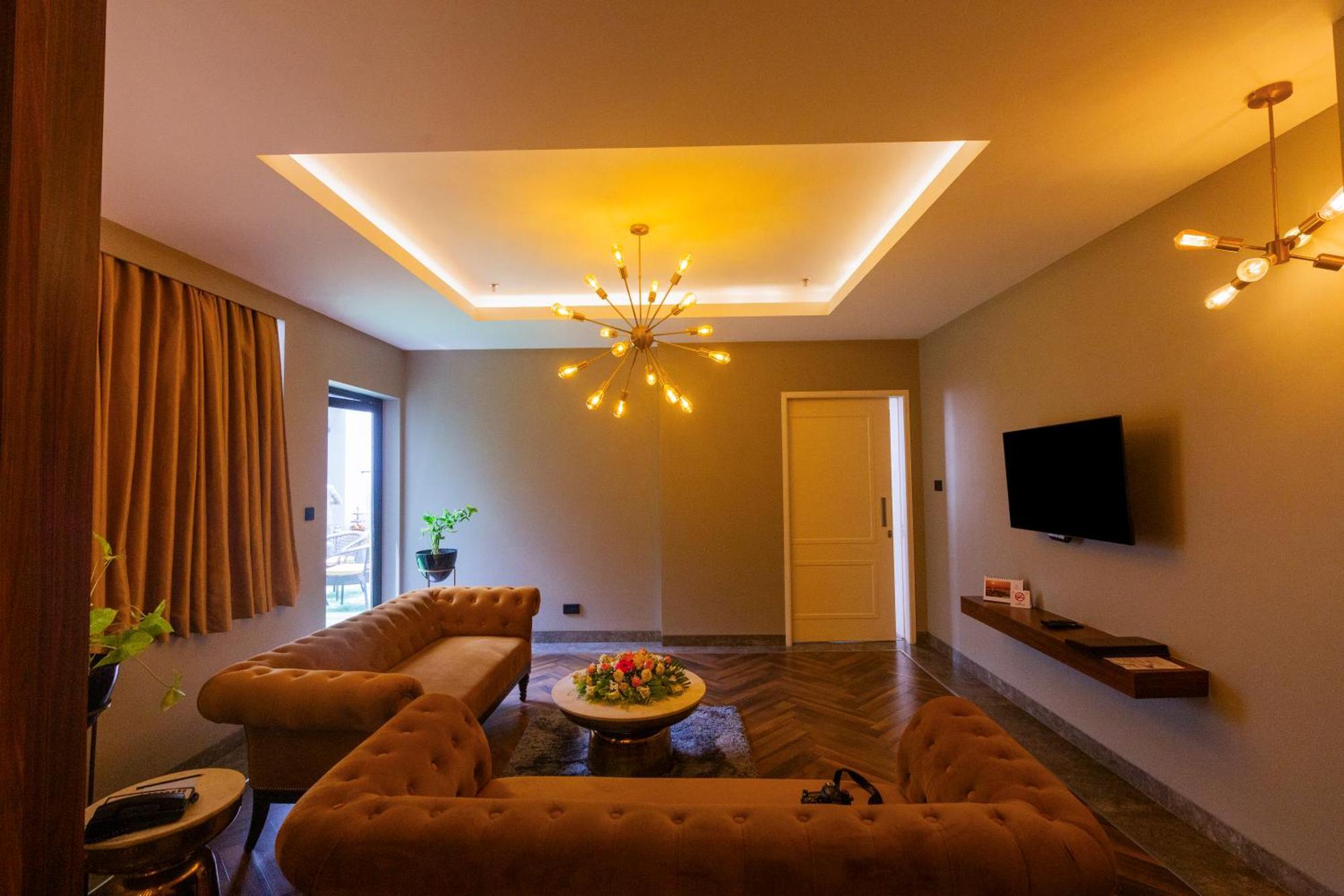 Hotel Polo Towers Agartala Bagian luar foto